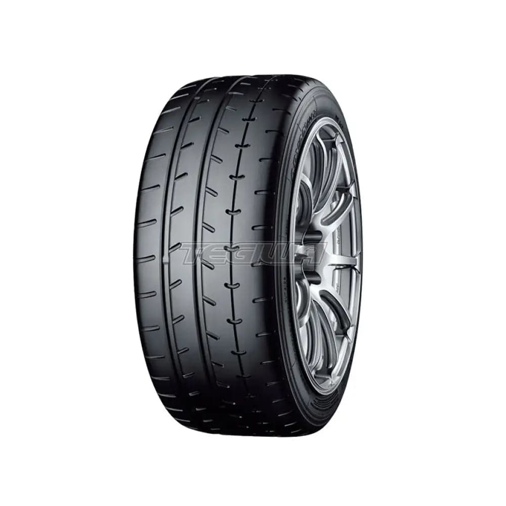 Yokohama Advan A052 XL (Semi-Slick)