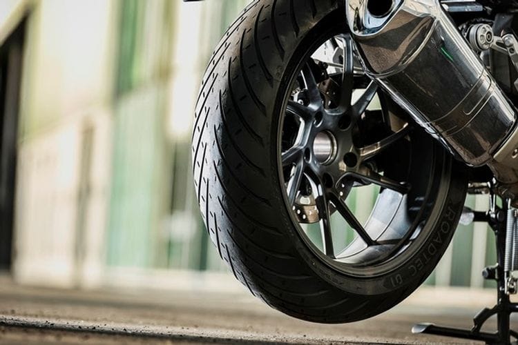 Metzeler Roadtec 01 (M) DOT22