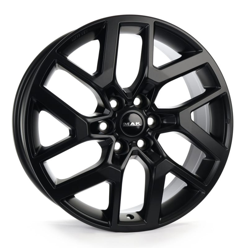 Mak Gravel matt black 8x18 ET45 - LK6/114.3 ML66.1